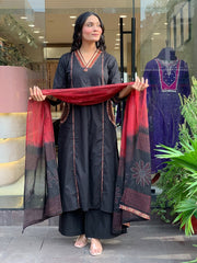 Perfect Black Embroidery Dupatta Set