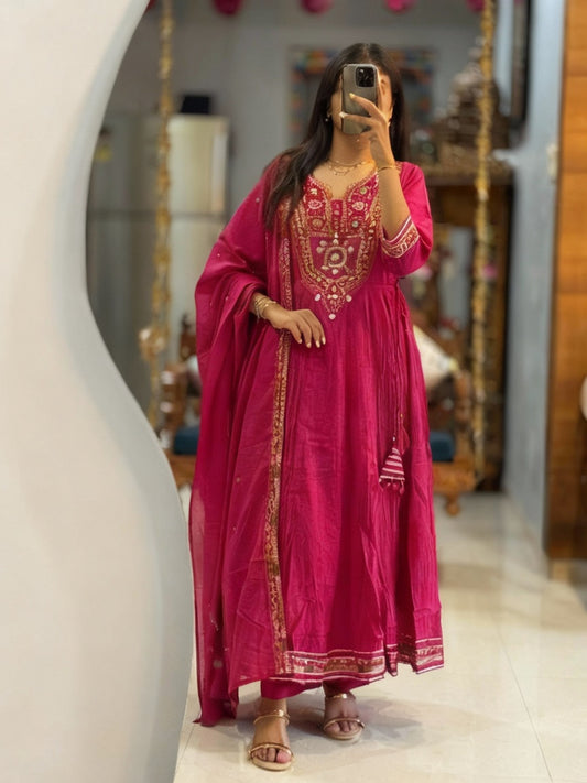 Beautiful Pink Cotton Dupatta Set