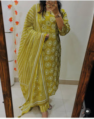 Green Floral Printed Pure Cotton Suit Set