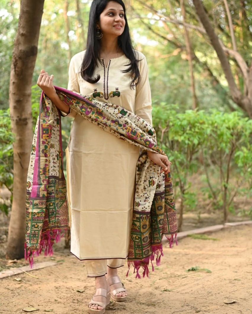 Ivory Cotton Flex Embroidered Kurta Set With Tribal Print Dupatta