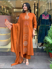 Rust Orange Cotton Embroidered Kurta Pant Set with Malmal Dupatta