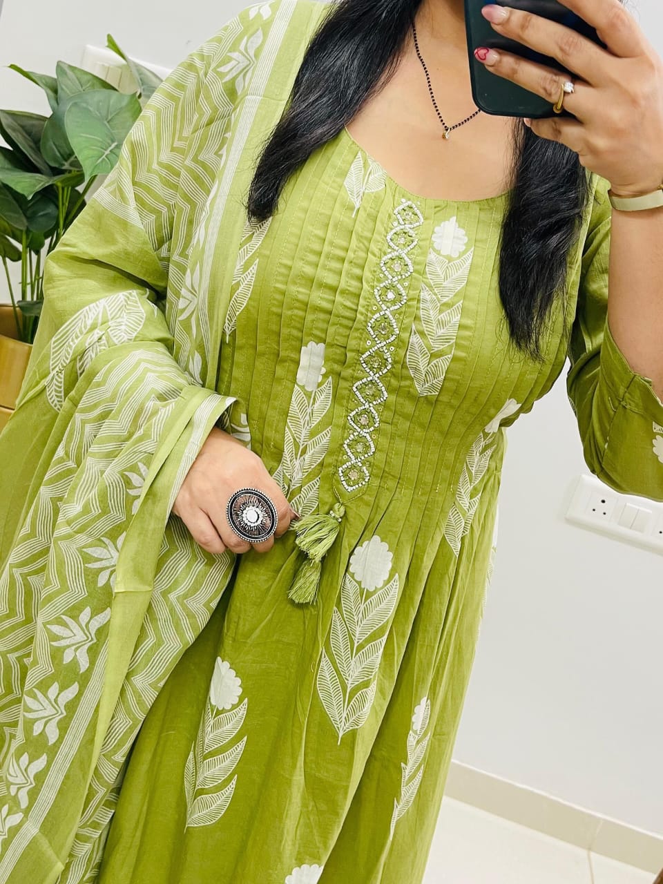 Mehndi Green Embroidered Cotton Kurta Set