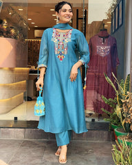 Blue Chanderi Embroidered Kurta Pant & Dupatta Set